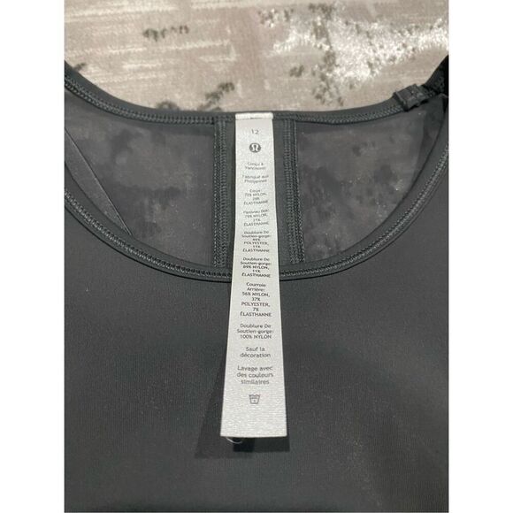 NWOT Size 12 Lululemon Mesh-Back Cropped Training Tank. New however, tag is off. - Picture 3 of 6
